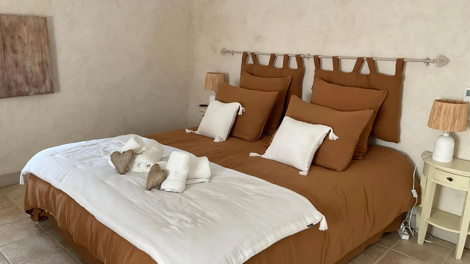 Mas La Floreline Cheval-Blanc Guest house