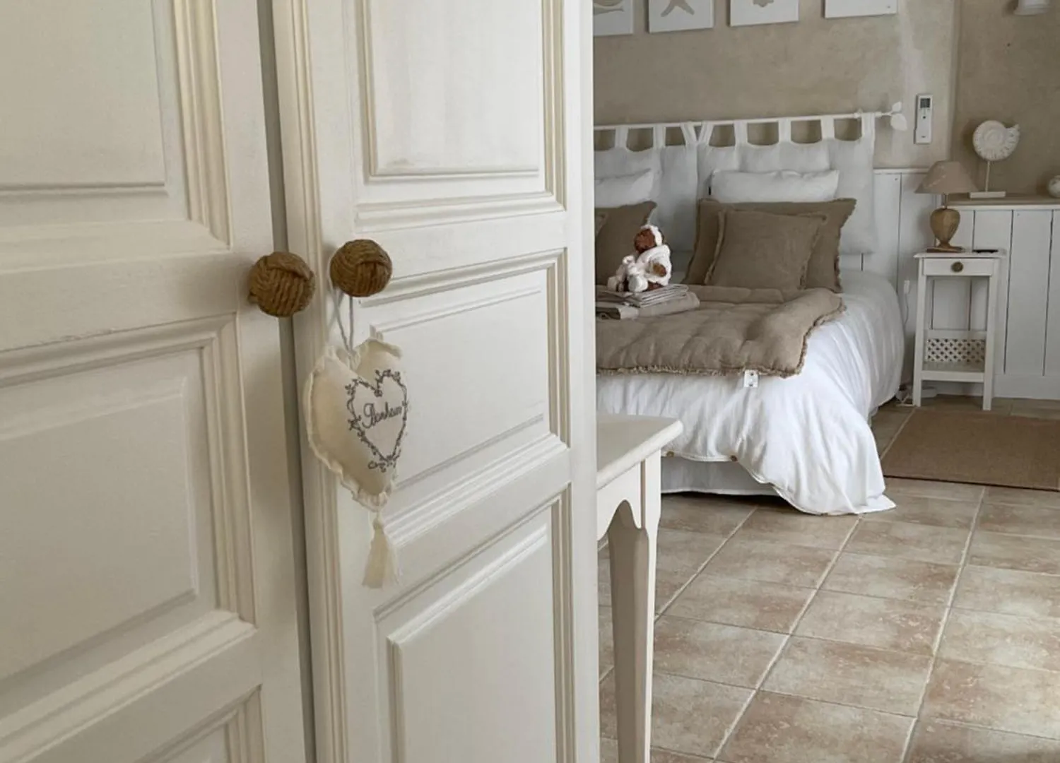 Mas La Floreline Cheval-Blanc Guest house
